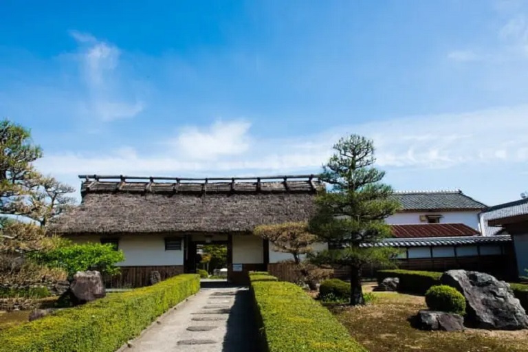 A Stroll Through The 400-Year-Old Castle Town Of Tamba-Sasayama