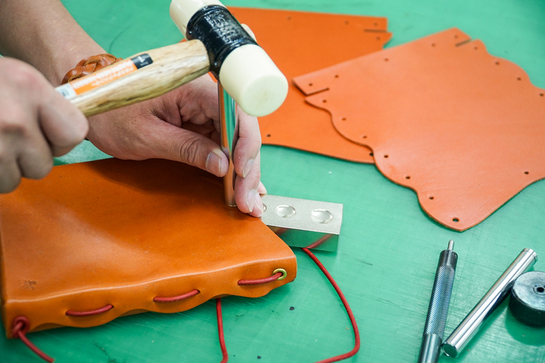 A Major Bag Production Hub: Enjoying Artisan Craftsmanship on "Kaban Street" in Toyooka