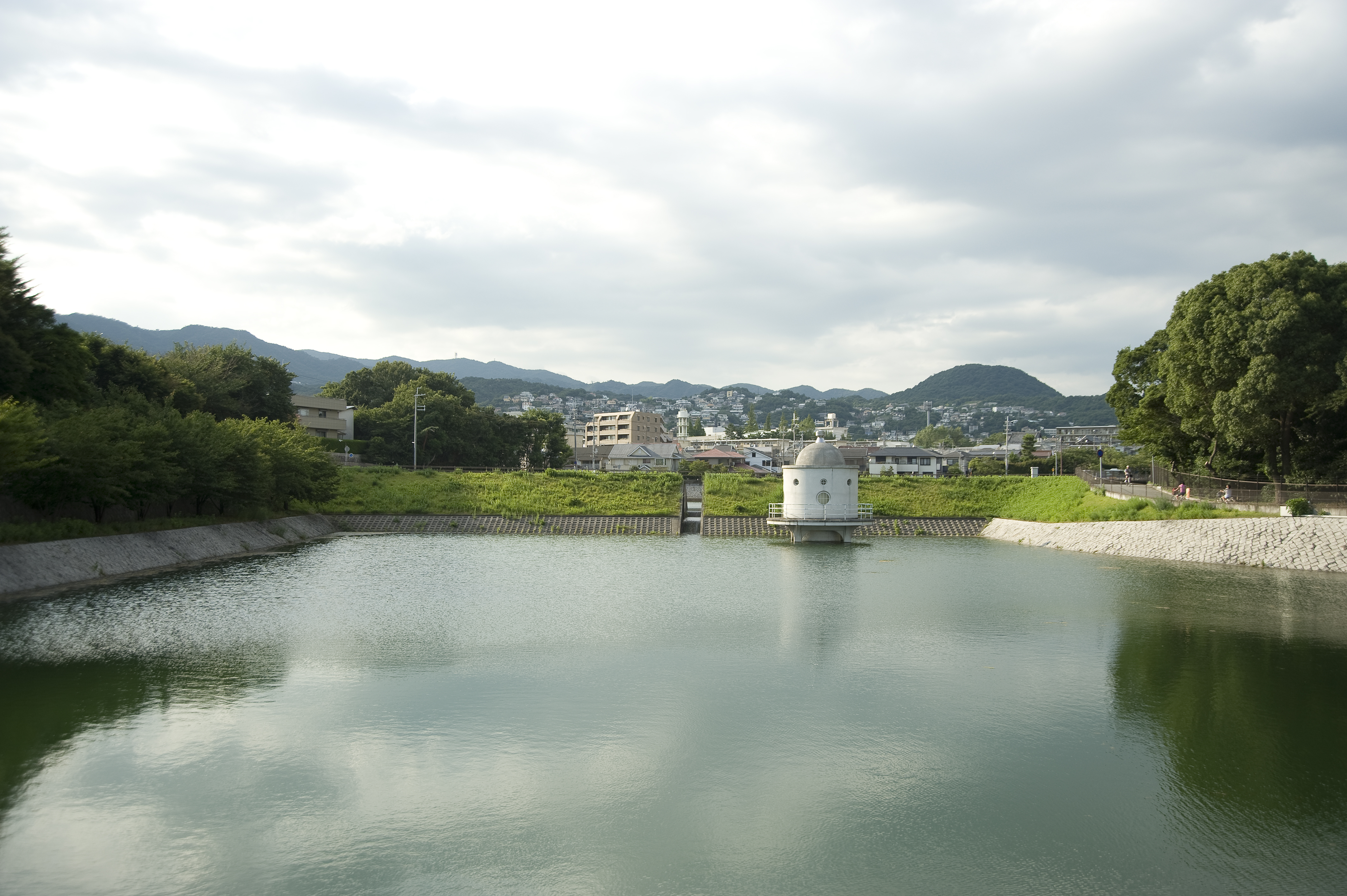 ニテコ池 観光スポット 兵庫県公式観光サイト Hyogo ナビ ひょうごツーリズムガイド