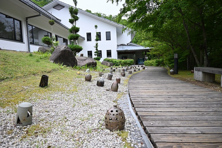 兵庫陶芸美術館で丹波焼を知る、見る、楽しむ