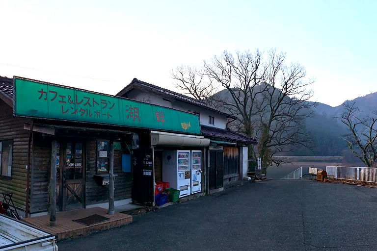 はじめて 手ぶらでもok 楽しくて美味しいワカサギ釣り 秘境温泉 口コミ 兵庫県公式観光サイト Hyogo ナビ ひょうごツーリズムガイド