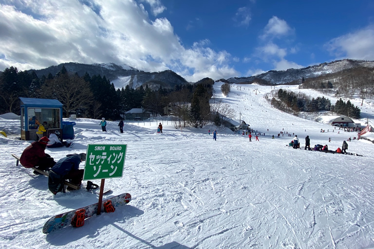 ゲレンデデビューにも最適 関西最大級のハチ ハチ北スキー場 口コミ 兵庫県公式観光サイト Hyogo ナビ ひょうごツーリズムガイド