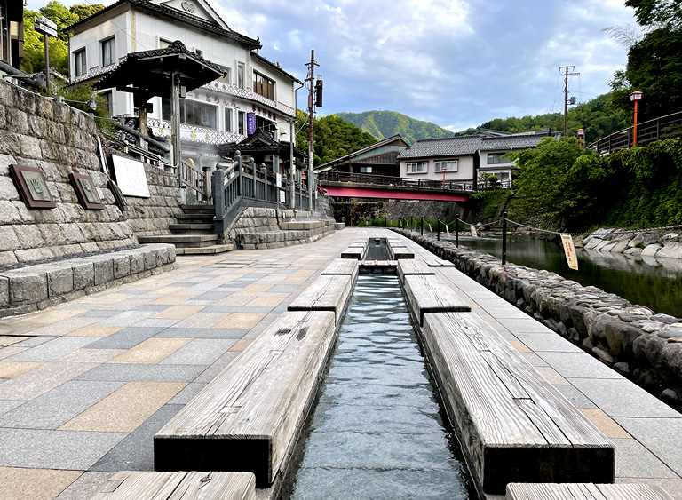 但馬ならではの美味がいっぱい 湯村温泉で食べ歩き 口コミ 公式 兵庫県観光サイト Hyogo ナビ 知っておきたい観光情報が盛りだくさん