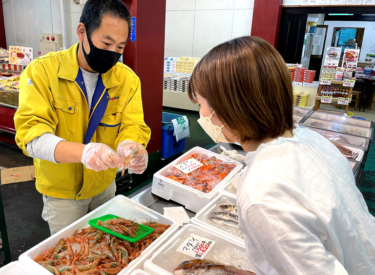 わざわざ食べに行く価値あり 幻の 浜坂地えび 兵庫テロワール旅 口コミ 公式 兵庫県観光サイト Hyogo ナビ 知っておきたい観光情報が盛りだくさん