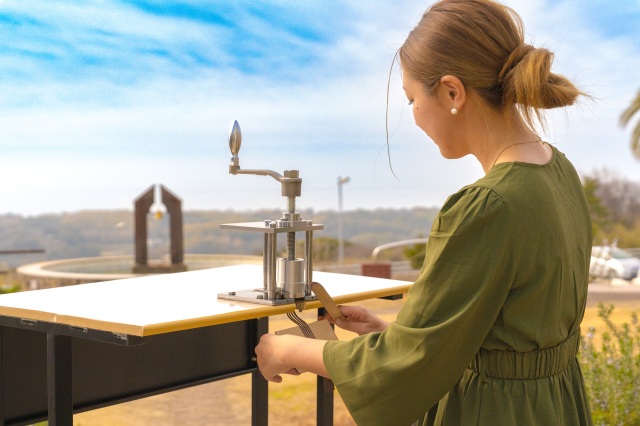 淡路島の線香作り職人体験