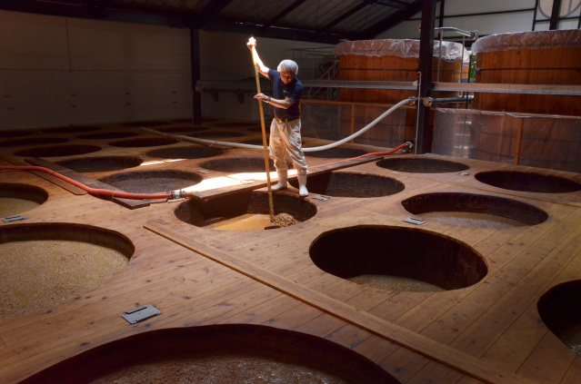 足立醸造 本社蔵見学と蔵まつり 西日本最大級ラベンダーパーク…